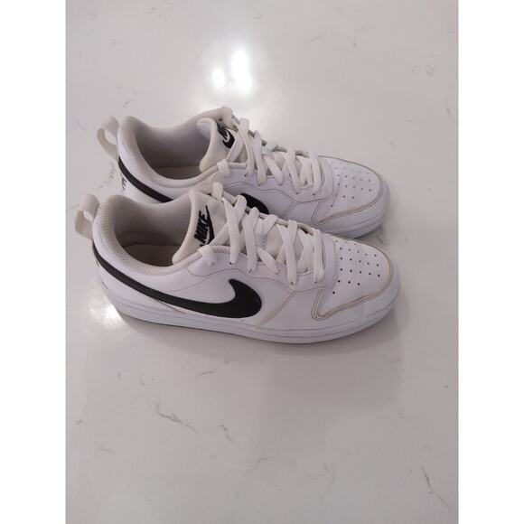 Fetch Nike Court Vision Low Next Nature White &  Black size 4.5 Y, 6 W Athletic - Picture 6 of 9